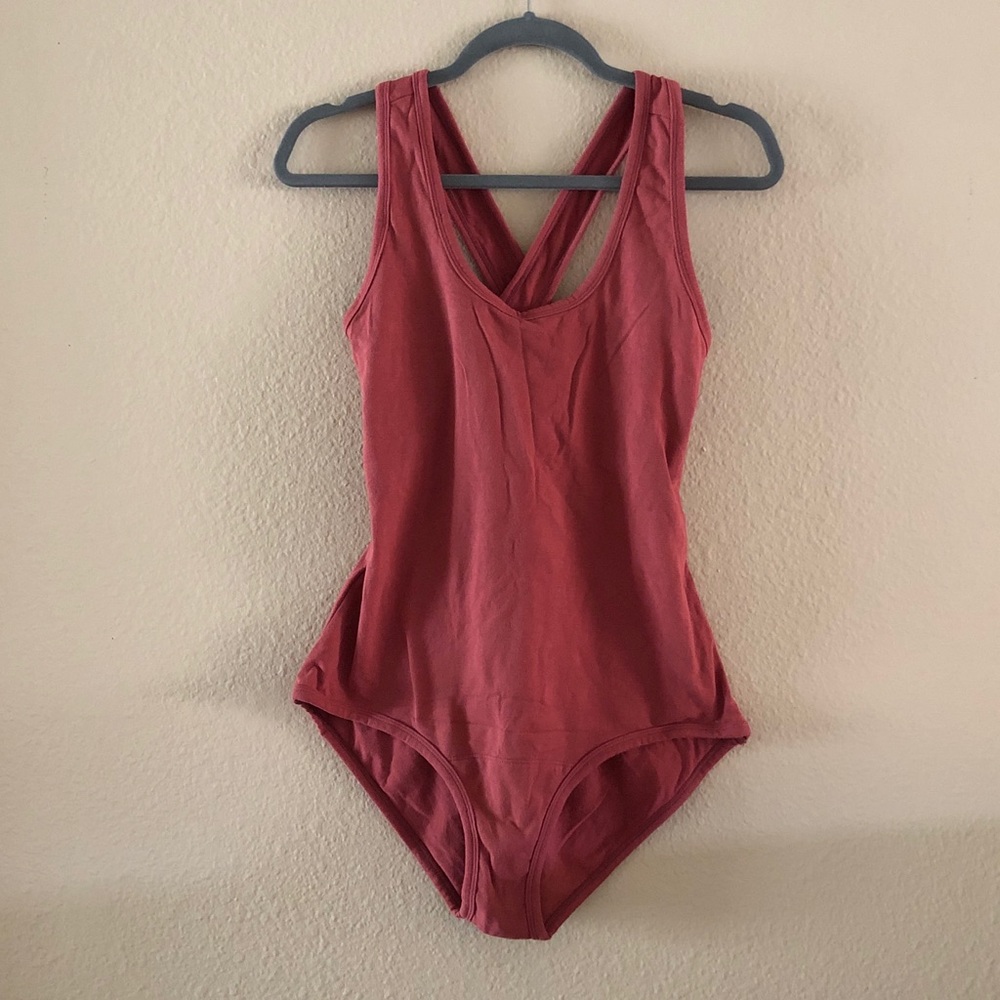 SOLD - ARQ’s Cleo Leo in Rose Quart